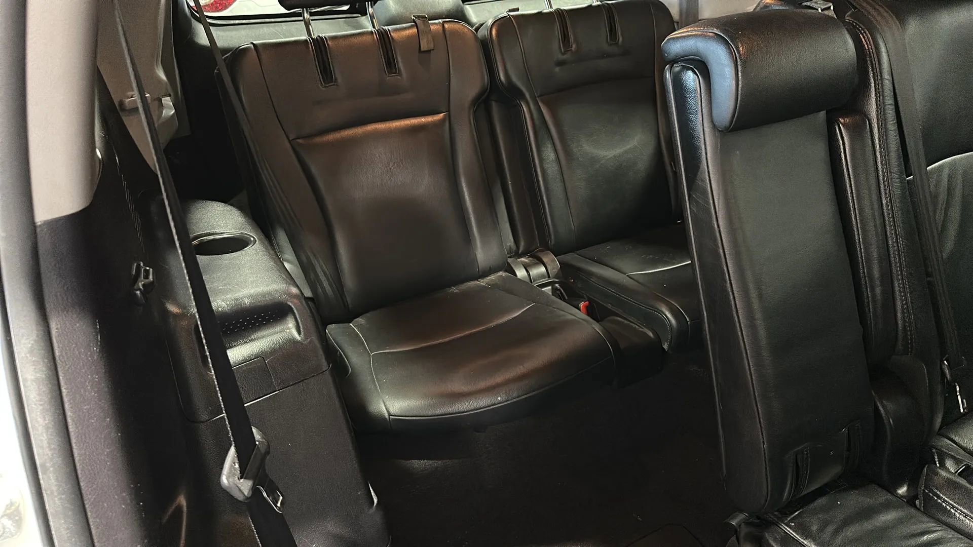 Used 2012 Toyota Highlander SE w/ Tow Pkg image 18