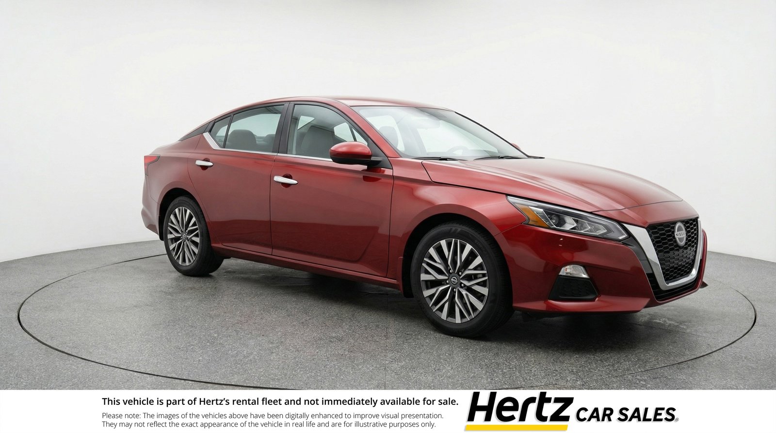 Used 2025 Nissan Altima 2.5 SV image 1