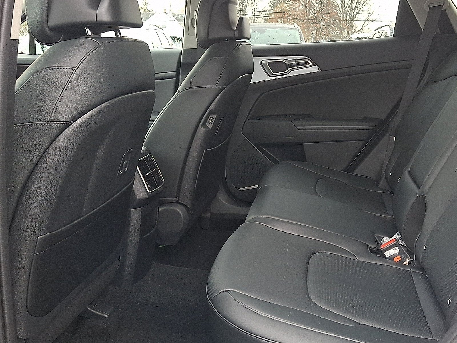 New 2026 Kia Sportage EX FWD image 6