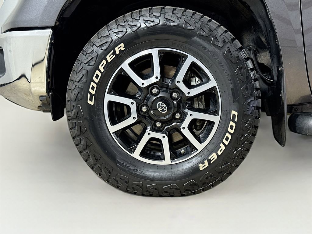 Certified 2019 Toyota Tundra SR5 w/ TRD Off Road Package AWD/4WD image 25