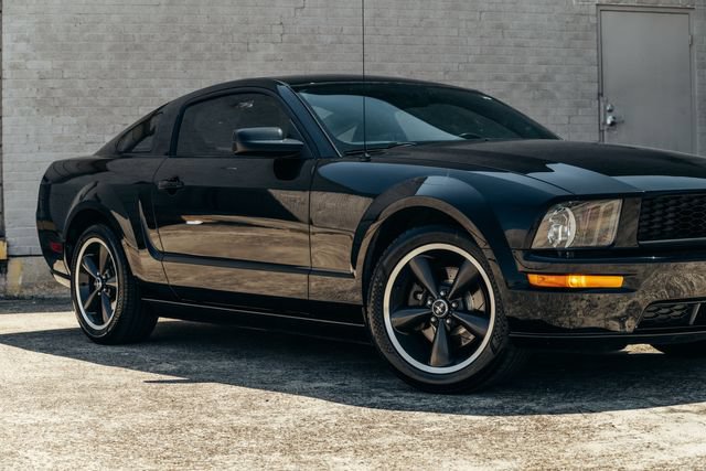 Used 2008 Ford Mustang GT Premium RWD image 30
