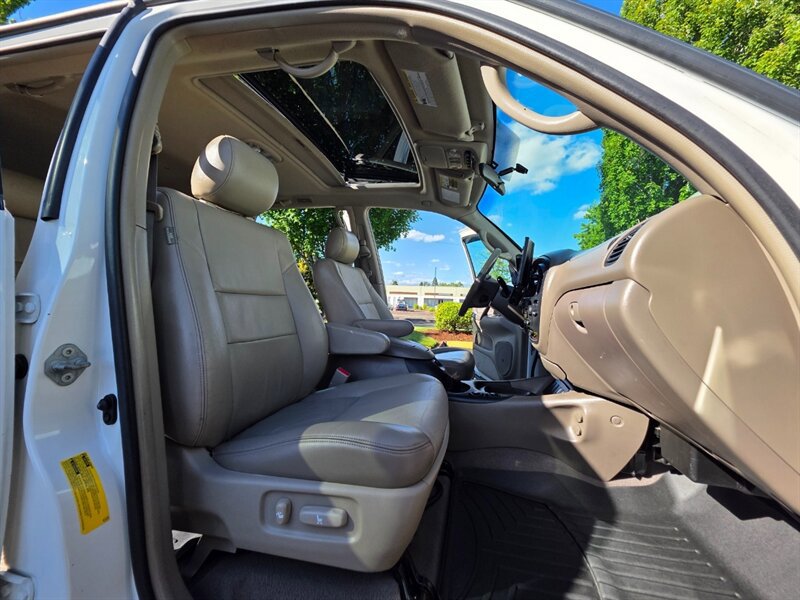 Used 2005 Toyota Sequoia SR5 AWD/4WD image 14