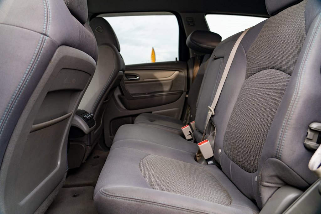 Used 2014 Chevrolet Traverse LS AWD/4WD image 15