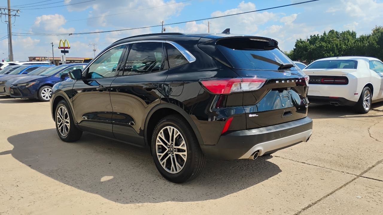 Used 2021 Ford Escape SEL image 6