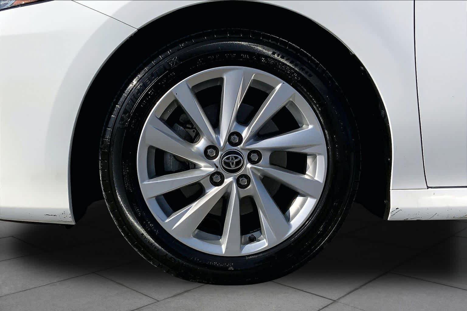 Used 2023 Toyota Camry LE FWD image 11