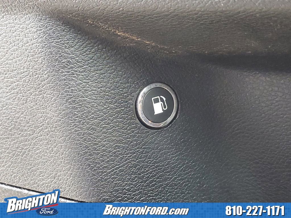 Used 2018 Dodge Charger GT w/ Blacktop Package image 16
