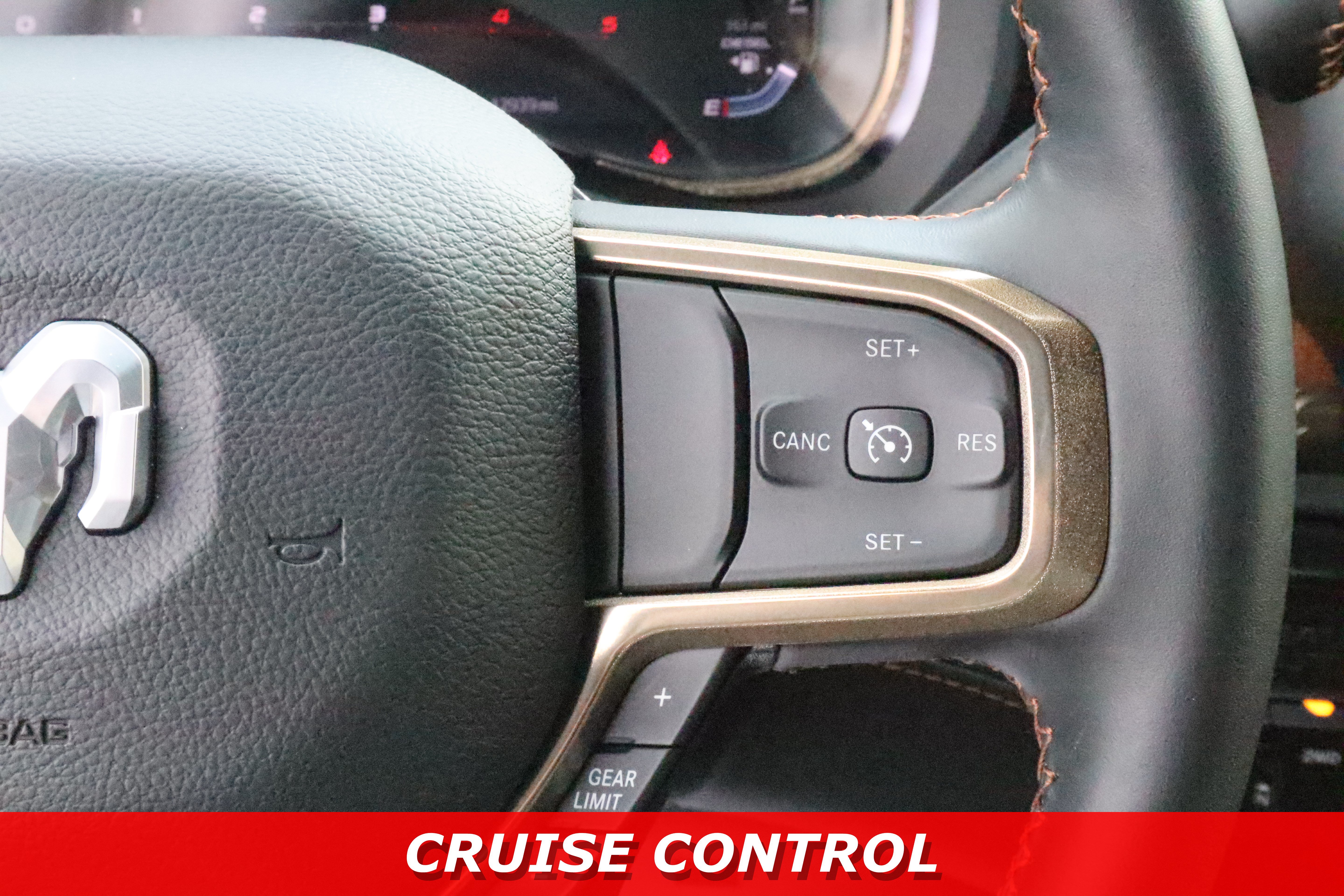 Used 2024 RAM 3500 Limited w/ Towing Technology Group AWD/4WD image 15