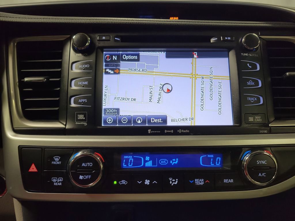 Used 2018 Toyota Highlander Limited image 19