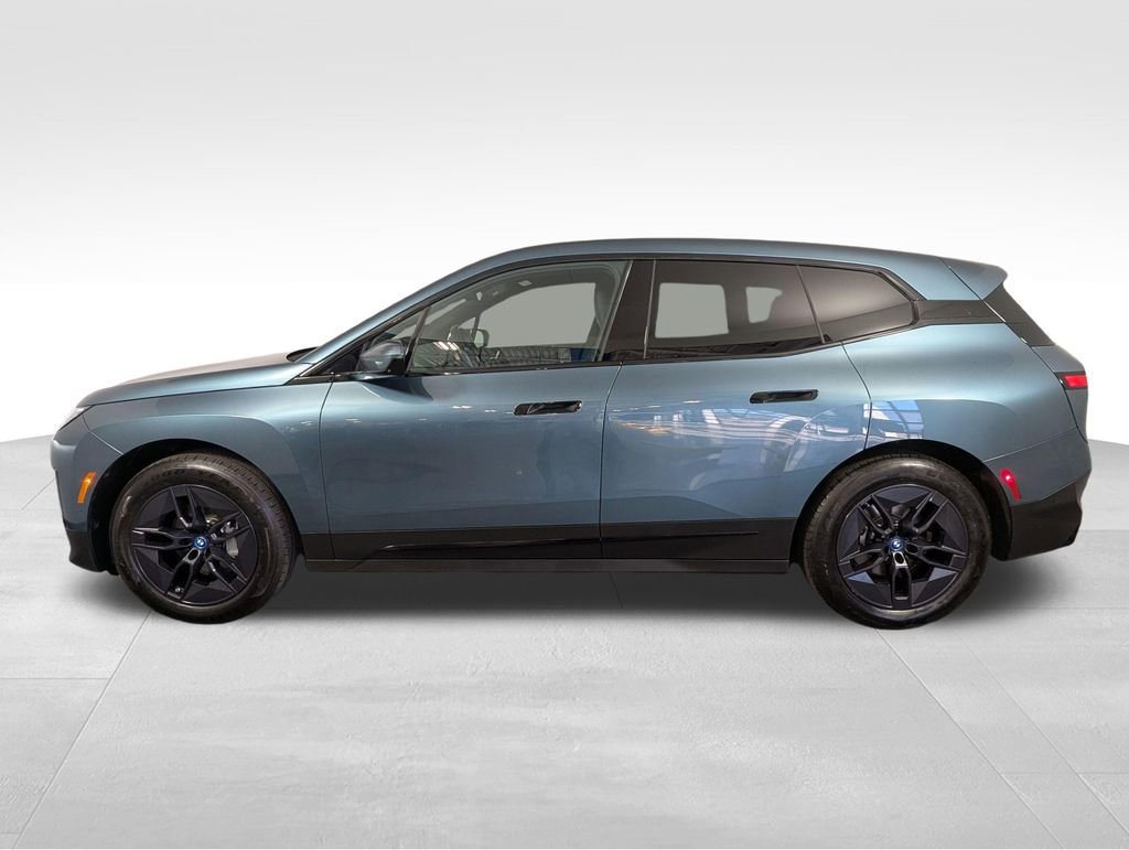 Used 2023 BMW iX xDrive50 w/ Convenience Package image 19