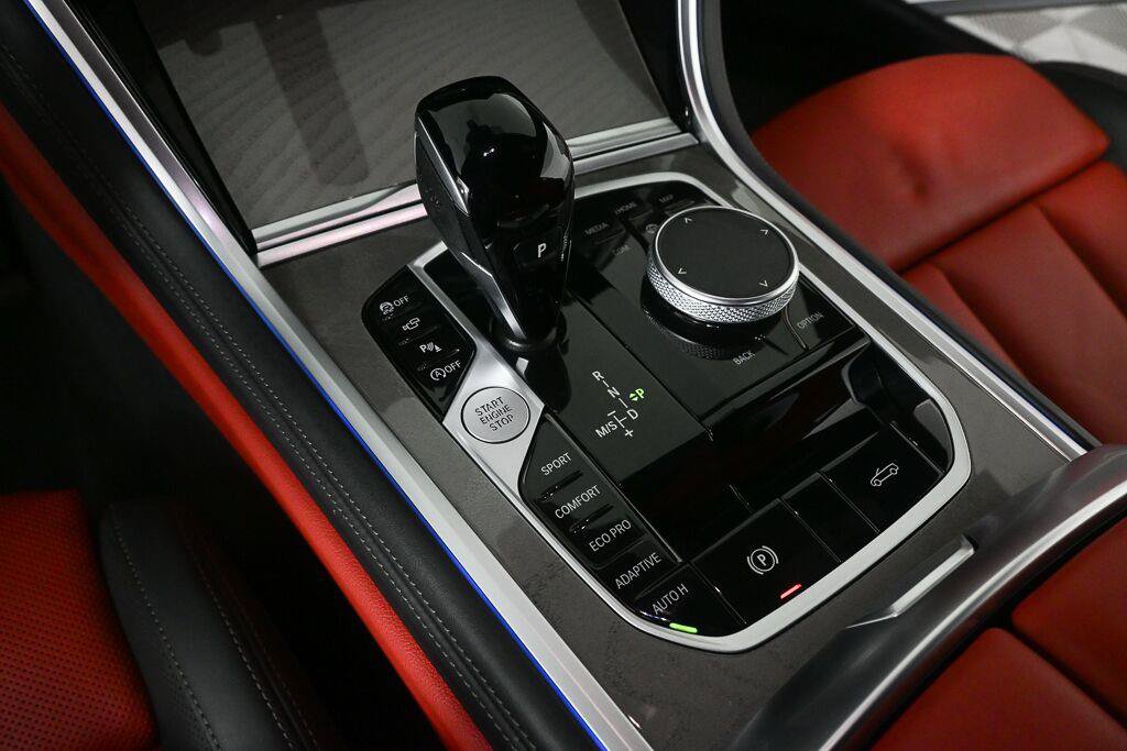 Used 2024 BMW 840i xDrive Convertible AWD/4WD image 14