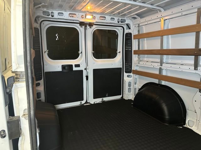 Used 2025 RAM ProMaster 2500 w/ U-Haul Equipment Group FWD image 19