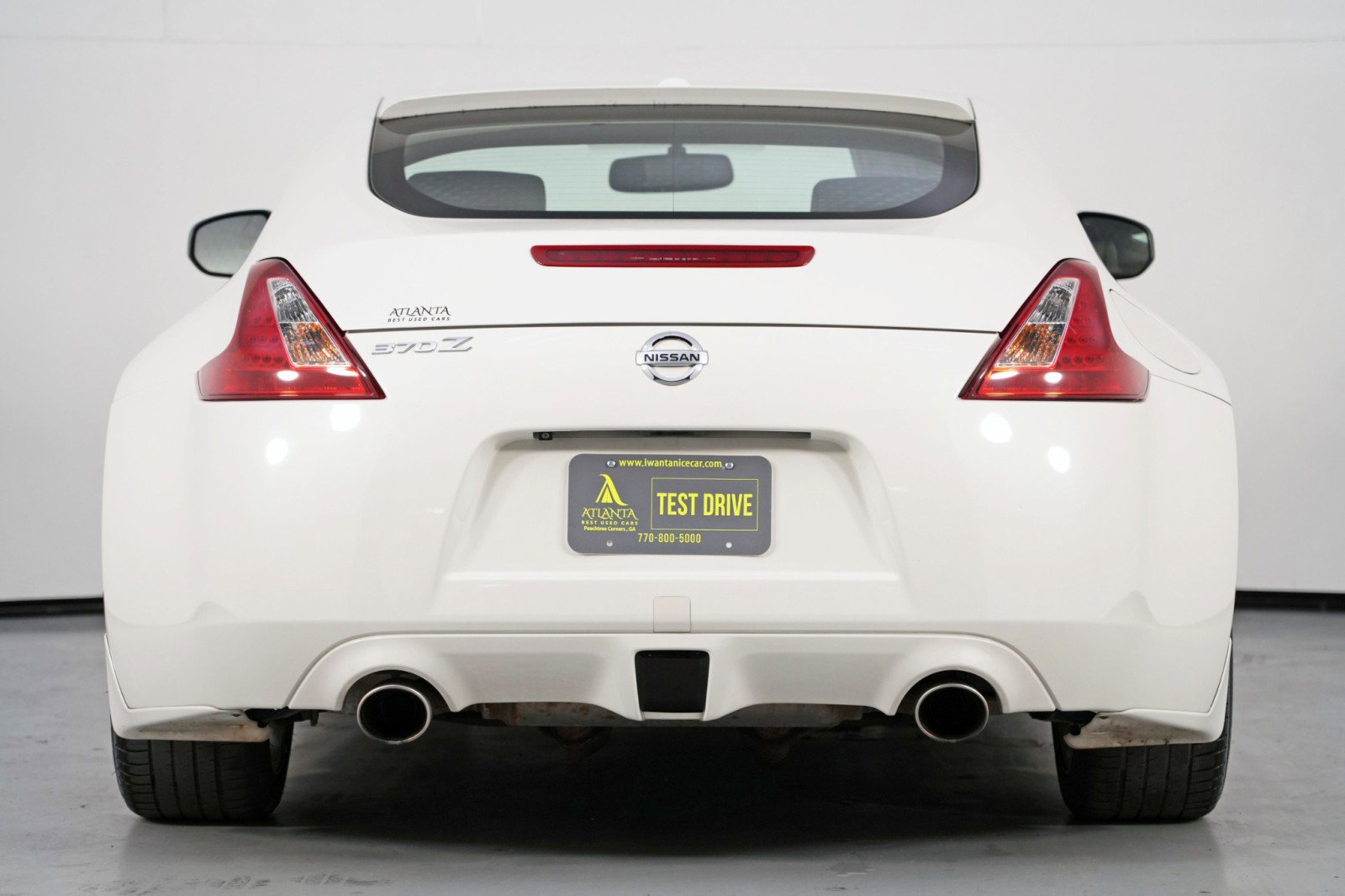 Used 2011 Nissan 370Z Touring image 10