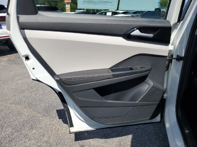 Certified 2025 Volkswagen Taos S FWD image 18