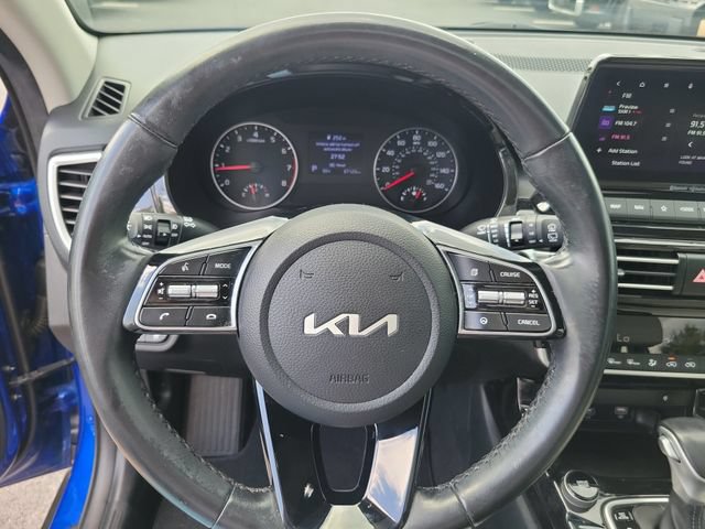 Certified 2023 Kia Seltos EX AWD/4WD image 16