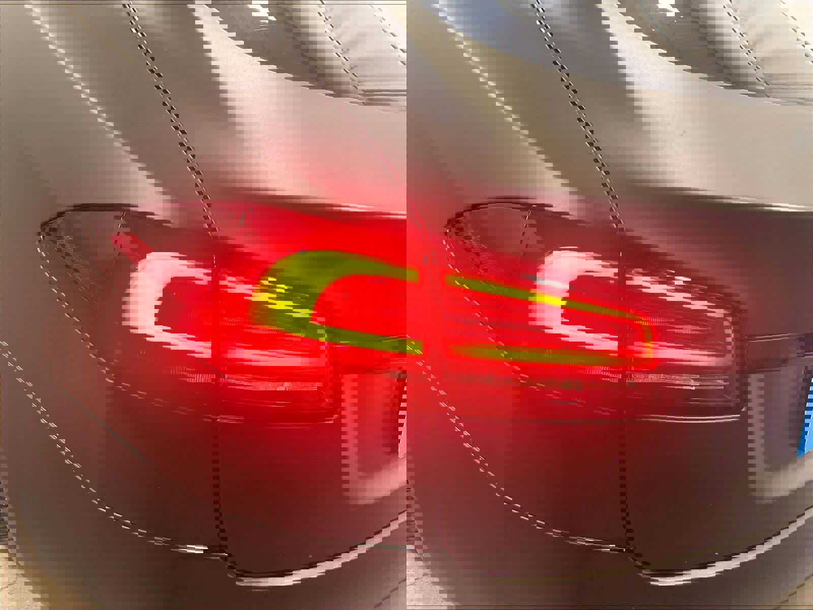 Used 2022 Tesla Model S AWD/4WD image 33