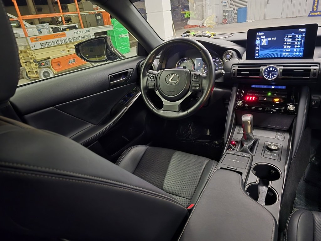 Used 2022 Lexus IS 300 w/ Premium Package image 33