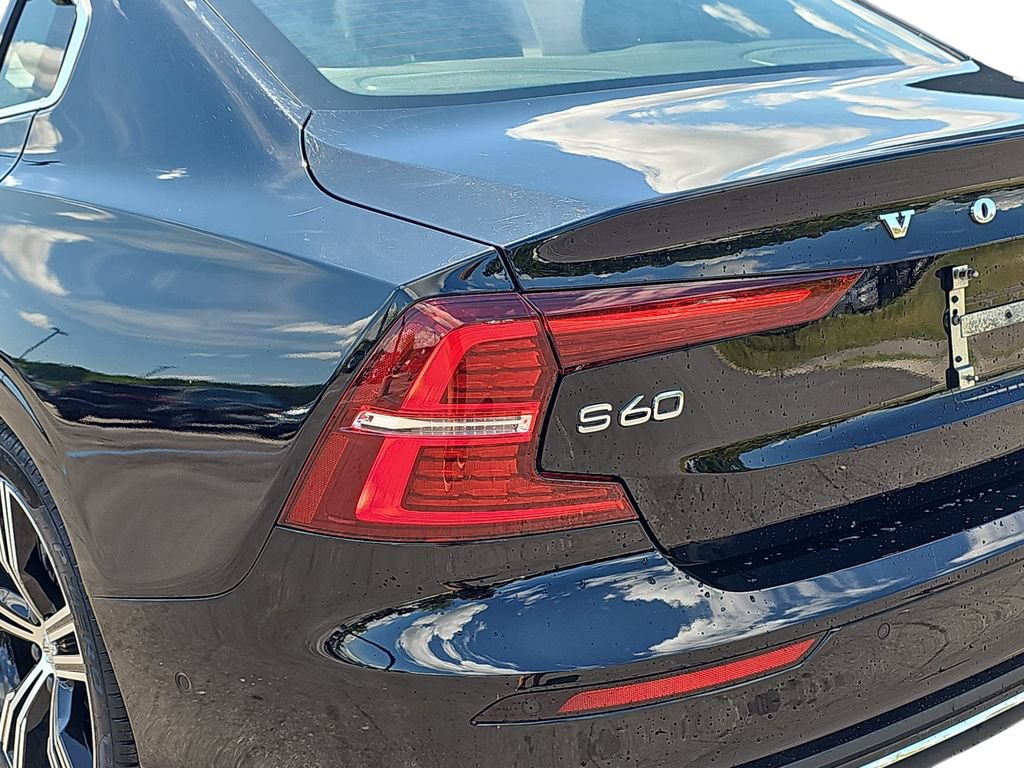 Used 2022 Volvo S60 B5 Inscription AWD/4WD image 35