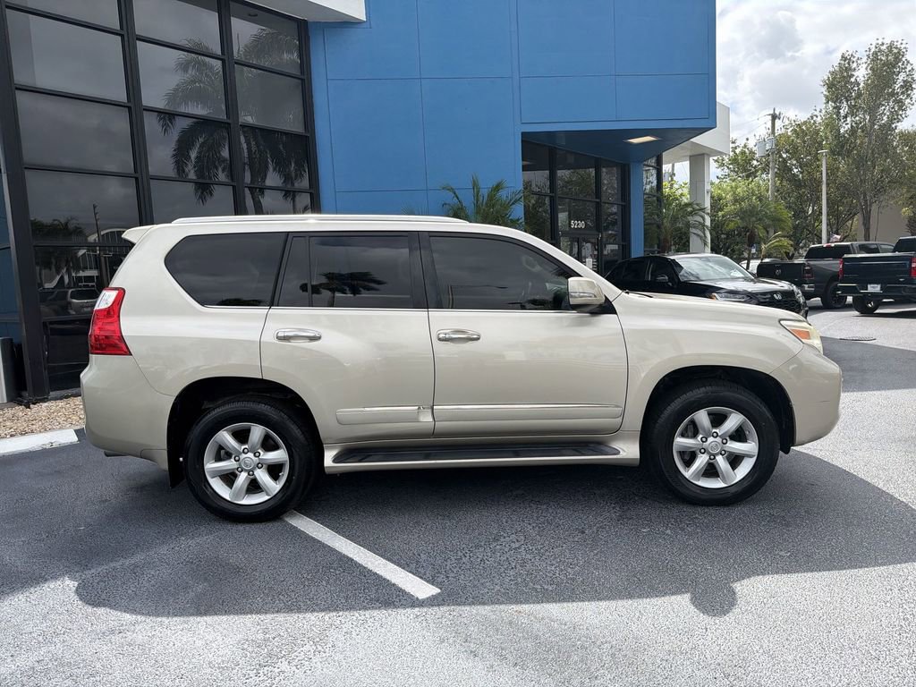 Used 2012 Lexus GX 460 w/ Comfort Plus Pkg AWD/4WD image 9