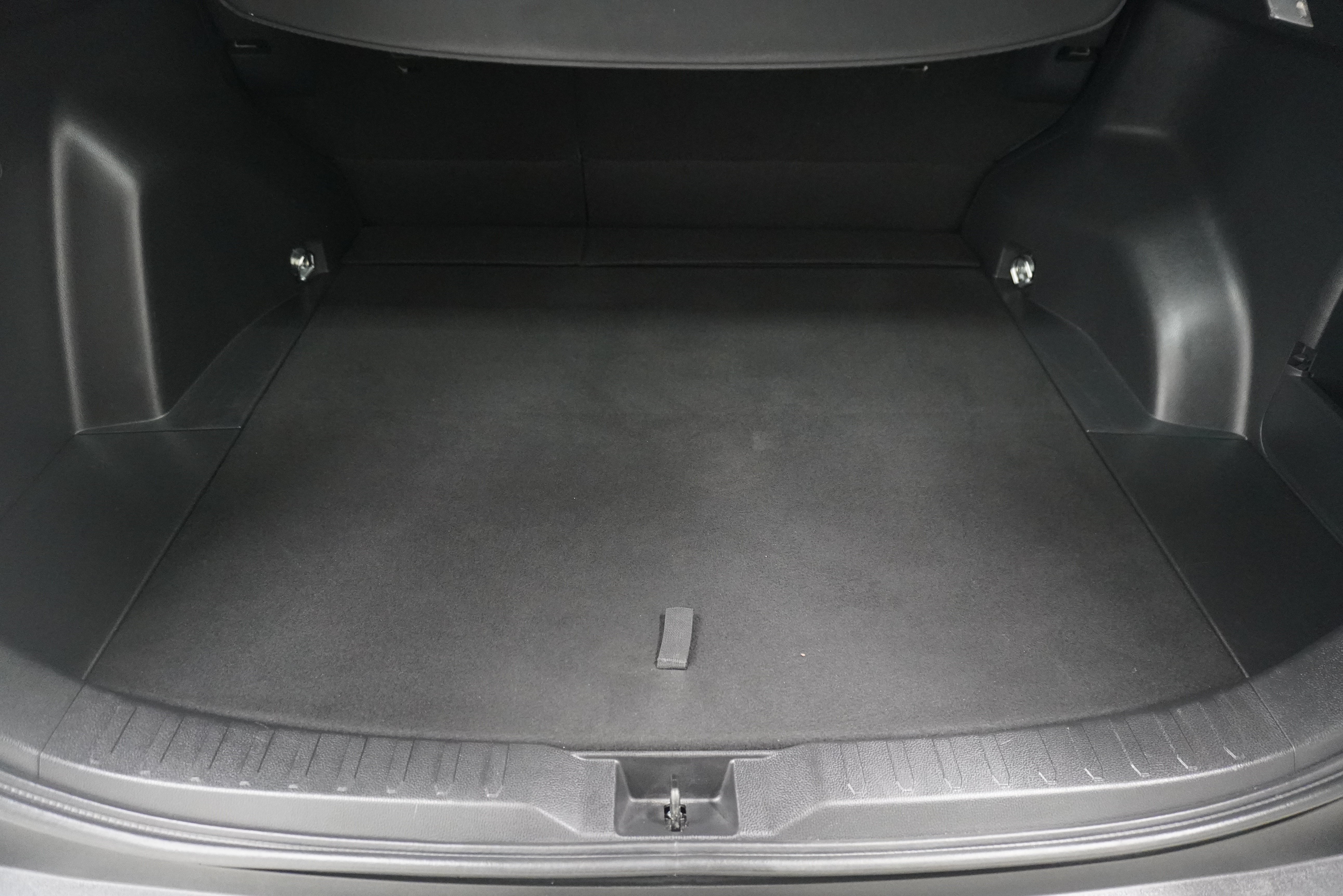 Used 2021 Toyota RAV4 XLE Premium FWD image 27