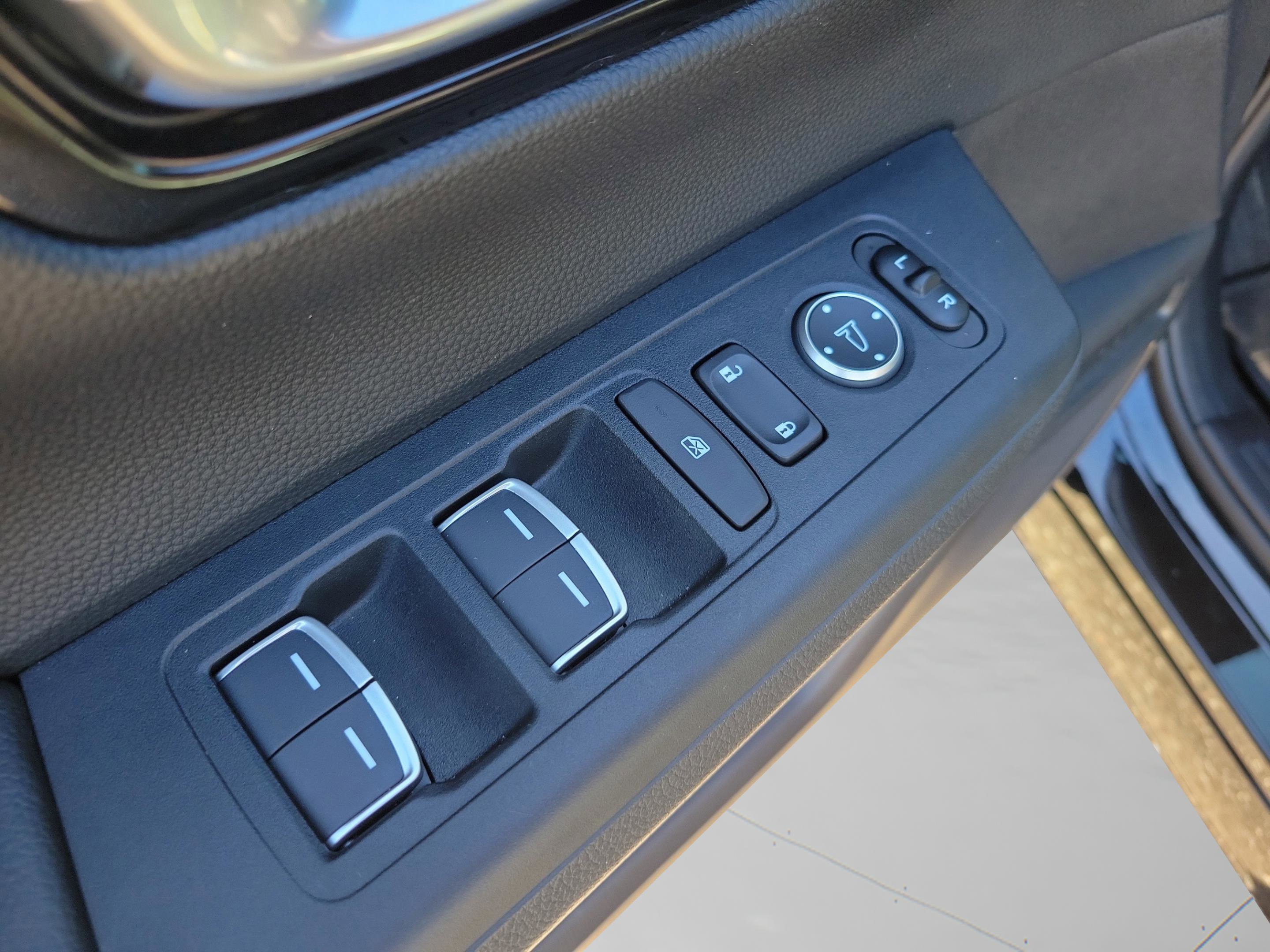 Certified 2025 Honda CR-V Sport Touring image 36