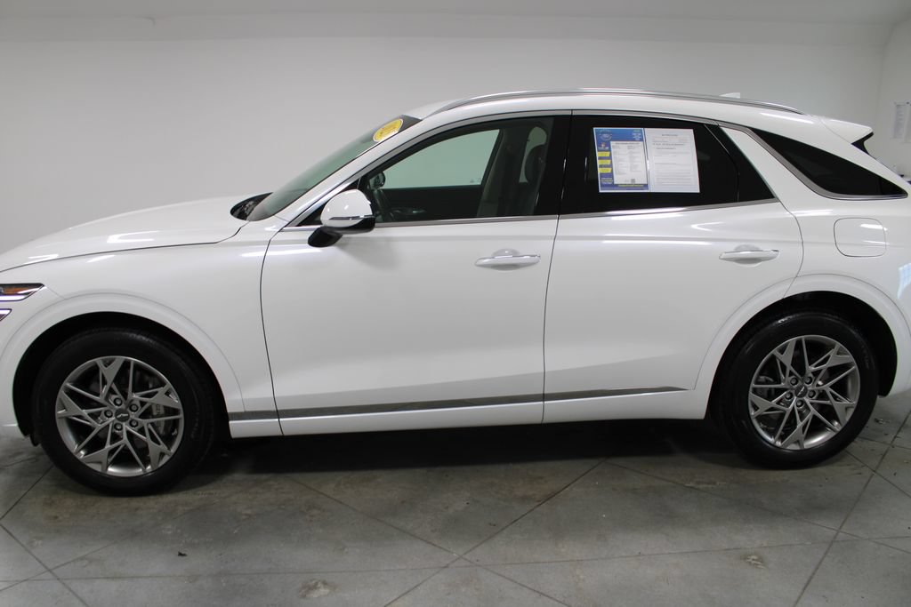 Used 2025 Genesis GV70 2.5T AWD/4WD image 6