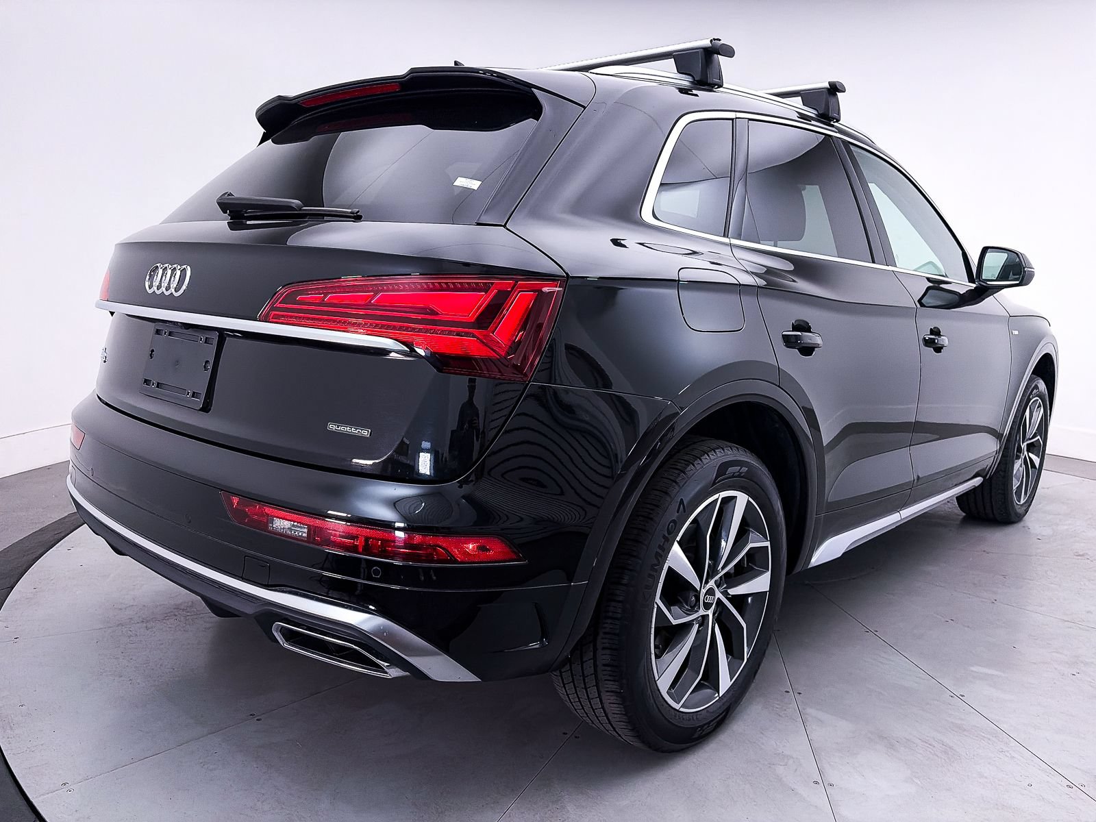 Used 2023 Audi Q5 2.0T Premium w/ Convenience Package AWD/4WD image 17