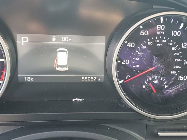 Used 2024 Kia Carnival LX FWD image 16