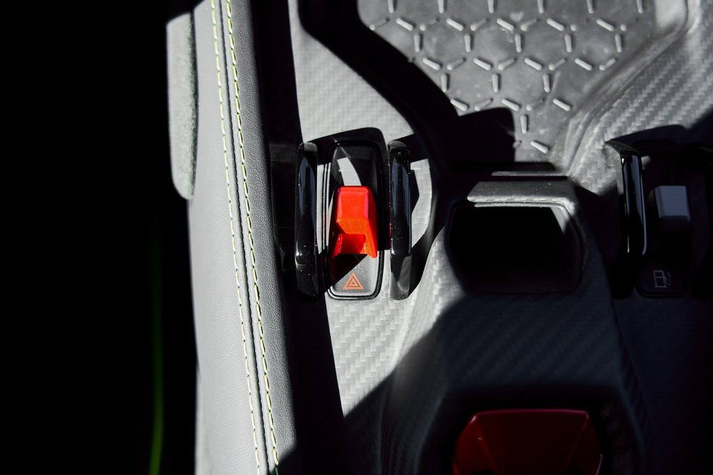 Used 2025 Lamborghini Revuelto image 64