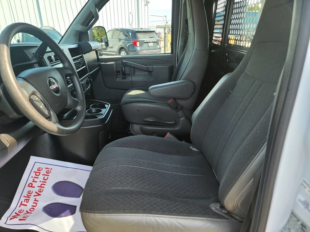 Used 2021 GMC Savana 2500 w/ Driver Convenience Package RWD image 20
