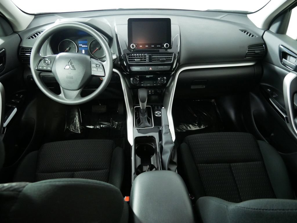 Used 2023 Mitsubishi Eclipse Cross LE AWD/4WD image 19