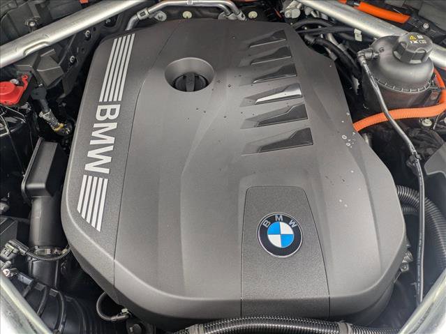 Used 2026 BMW X5 xDrive50e w/ Executive Package image 18