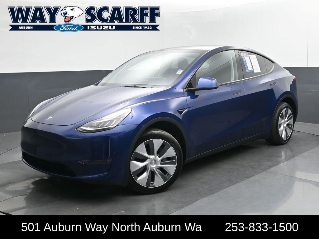 Used 2023 Tesla Model Y AWD image 1