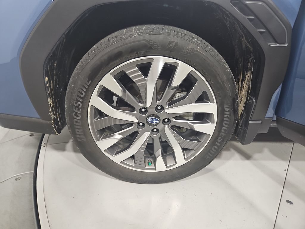 Certified 2025 Subaru Forester Touring AWD/4WD image 29
