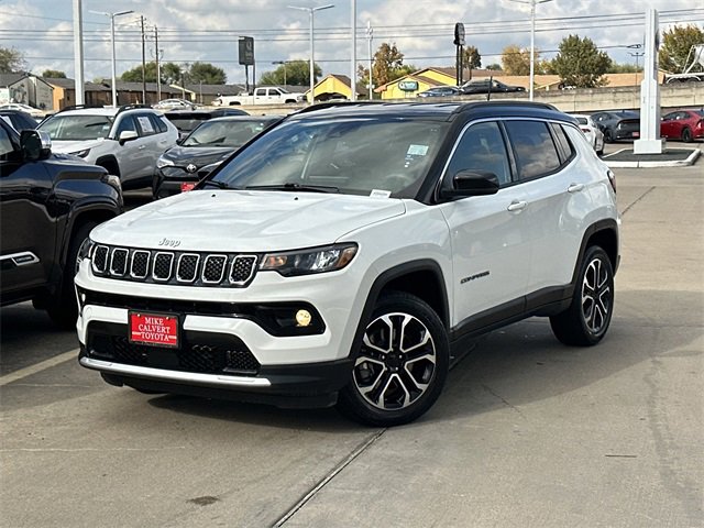 Used 2024 Jeep Compass Limited image 2