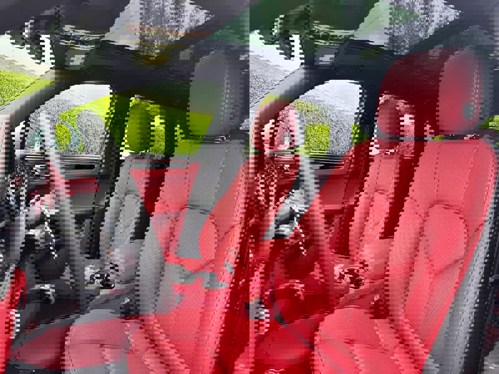 New 2026 Porsche Macan S image 5