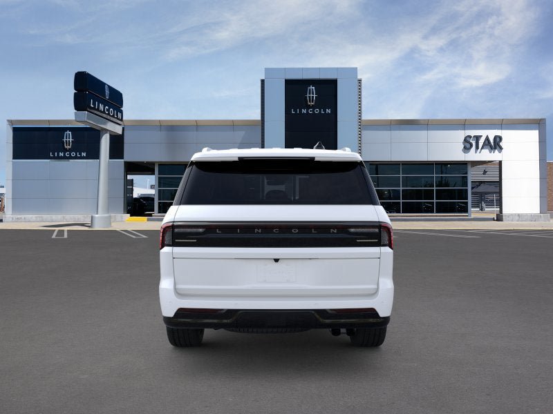 New 2026 Lincoln Navigator Reserve AWD/4WD image 5