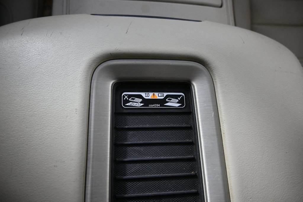 Used 2017 GMC Yukon Denali image 35