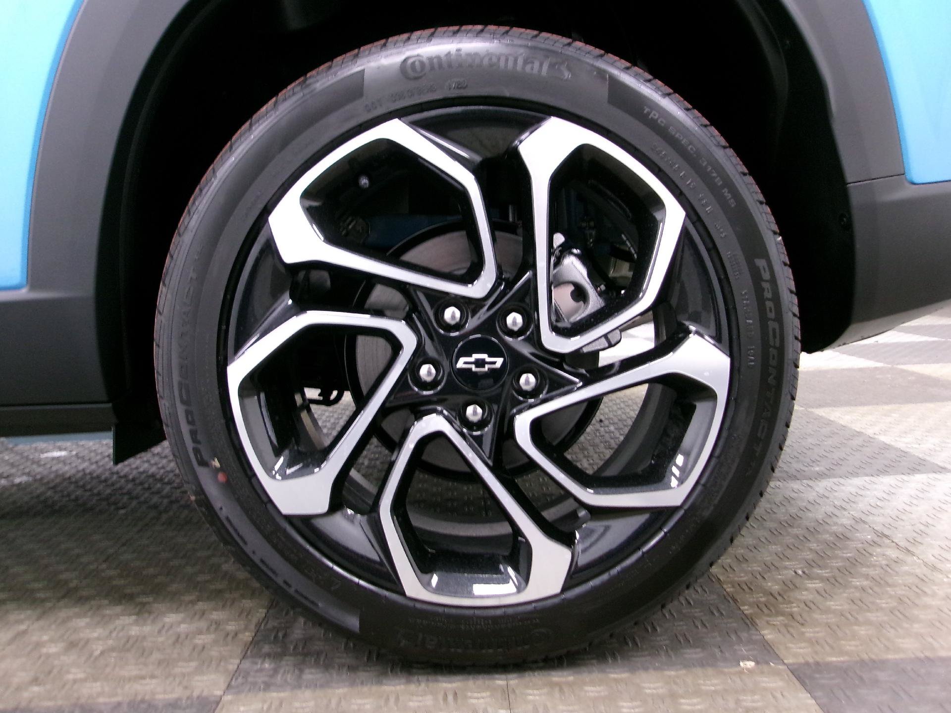 New 2026 Chevrolet Trax RS w/ Driver Confidence Package FWD image 16