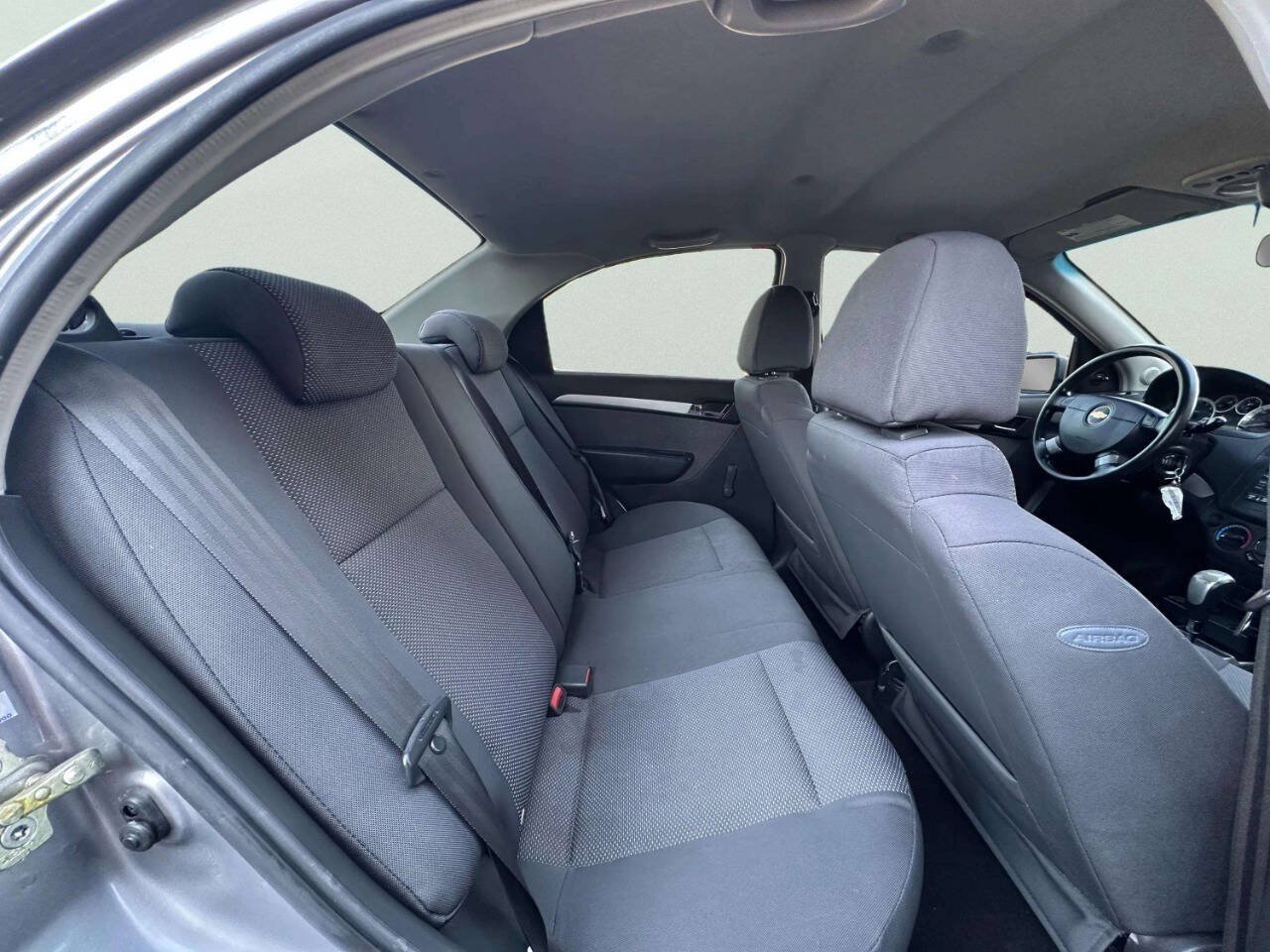Used 2011 Chevrolet Aveo LT FWD image 19
