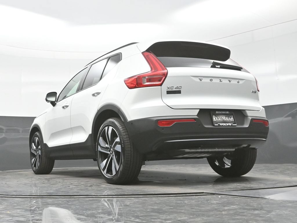 New 2026 Volvo XC40 B5 Ultra w/ Protection Package Premier AWD/4WD image 27