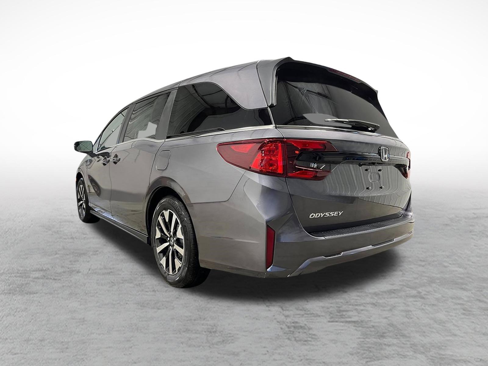 New 2026 Honda Odyssey EX-L image 3
