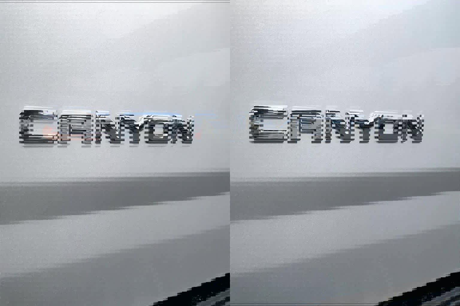 Used 2018 GMC Canyon SLT w/ Driver Alert Package image 30