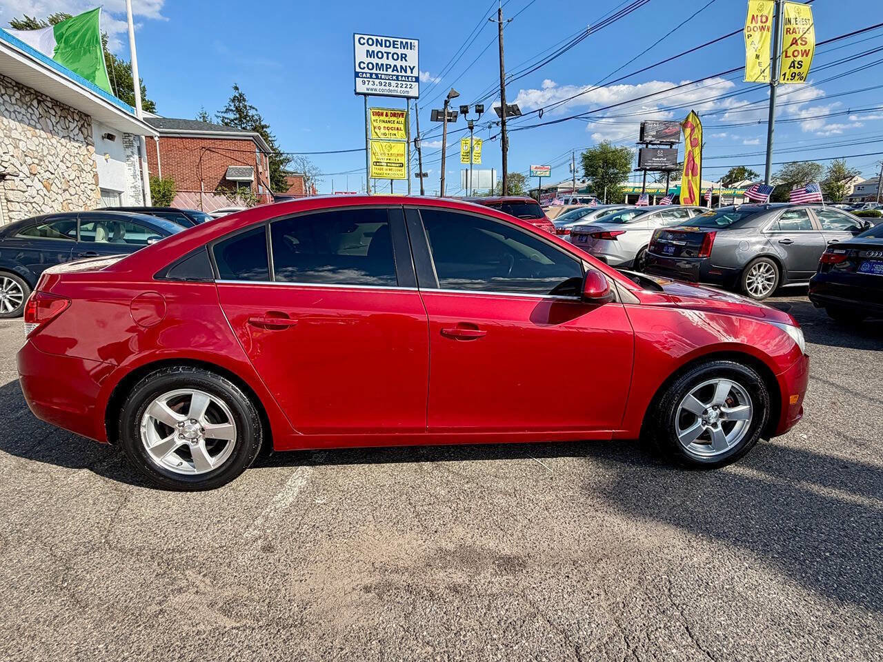 Used 2014 Chevrolet Cruze LT FWD image 2