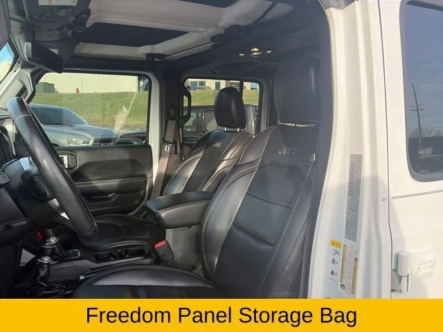 Used 2018 Jeep Wrangler Unlimited Sahara w/ Quick Order Package 24M Moab AWD/4WD image 32