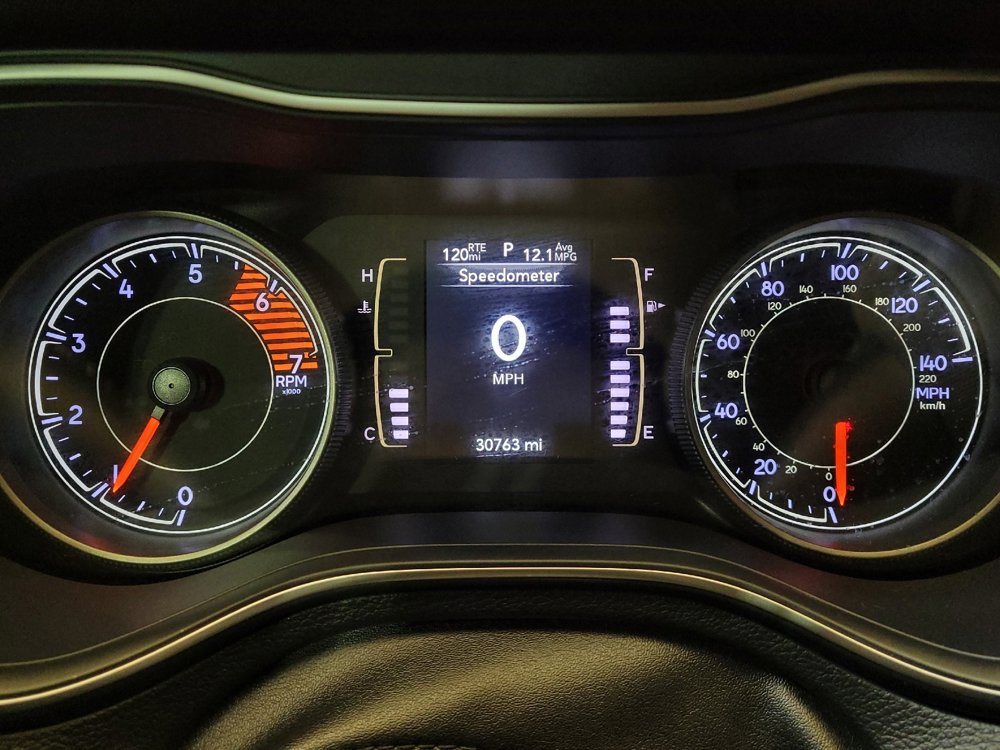 Used 2020 Jeep Cherokee Altitude image 23