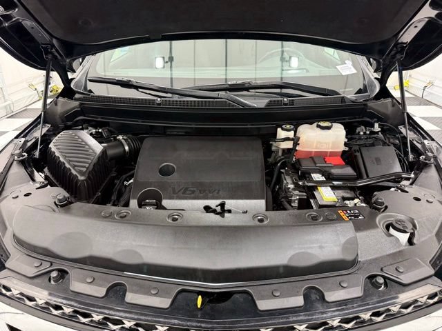 Used 2023 Buick Enclave Avenir w/ Avenir Technology Package AWD/4WD image 10
