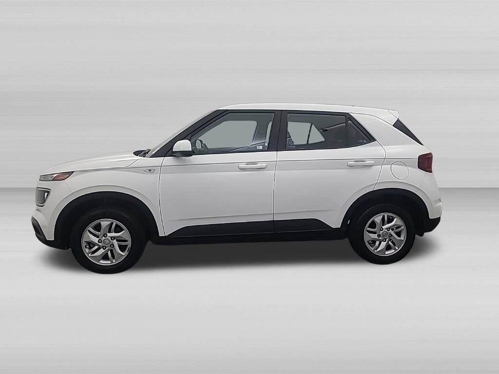 Used 2024 Hyundai Venue SE FWD image 7