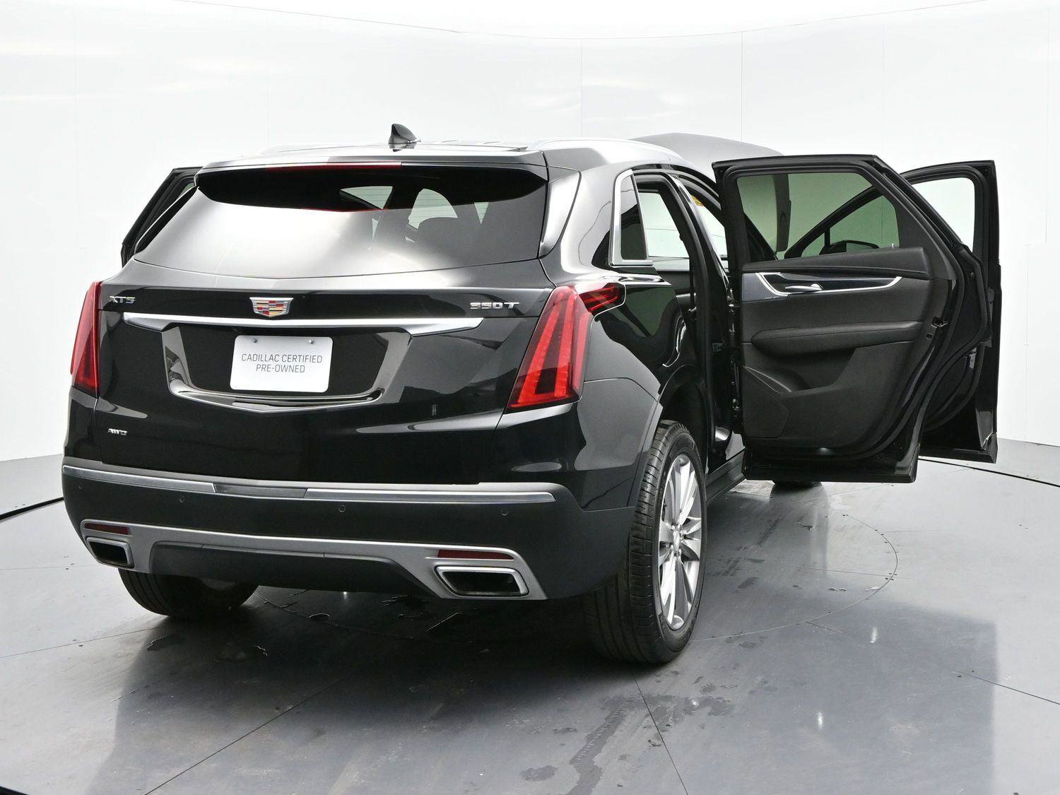 Certified 2025 Cadillac XT5 Premium Luxury image 42