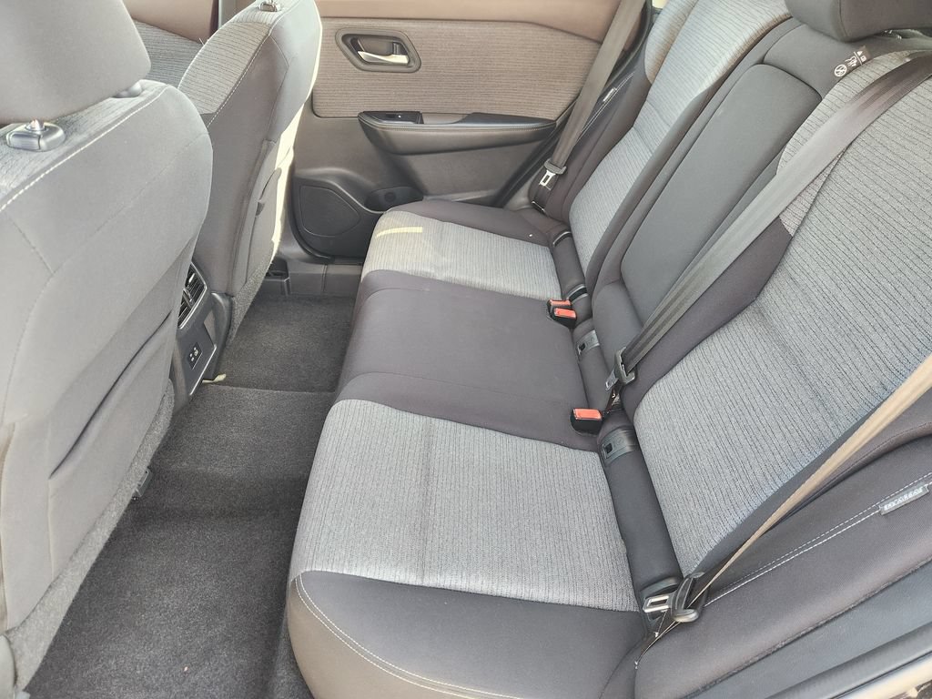 Used 2021 Nissan Rogue SV AWD/4WD image 22