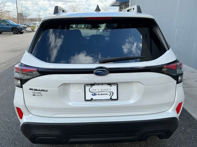 Certified 2025 Subaru Forester Premium image 3